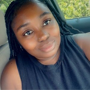 Meet your Posher, Maya